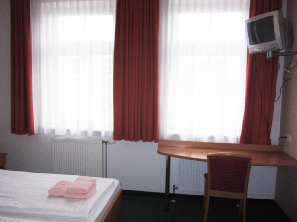 Pension Elisabeth Sankt Poelten Habitación foto